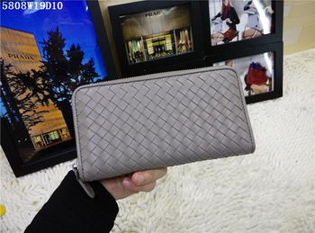 Bottega Veneta Intrecciato Nappa Zip Around Wallet BV5808 Grey Bottega Veneta Intrecciato Nappa Zip Around Wallet BV5808 Grey