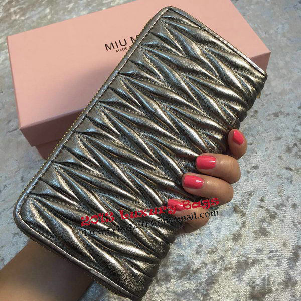 miu miu Matelasse Nappa Leather Wallet MM30150 Grey miu miu Matelasse Nappa Leather Wallet MM30150 Grey