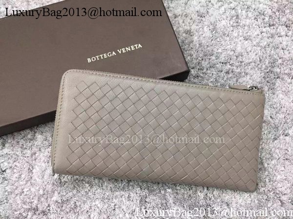 Bottega Veneta Intrecciato Leather Clutch BV144077 Grey Bottega Veneta Intrecciato Leather Clutch BV144077 Grey