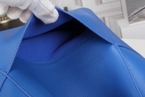 CELINE Sangle Seau Bag in Calfskin Leather C3369 Blue CELINE Sangle Seau Bag in Calfskin Leather C3369 Blue