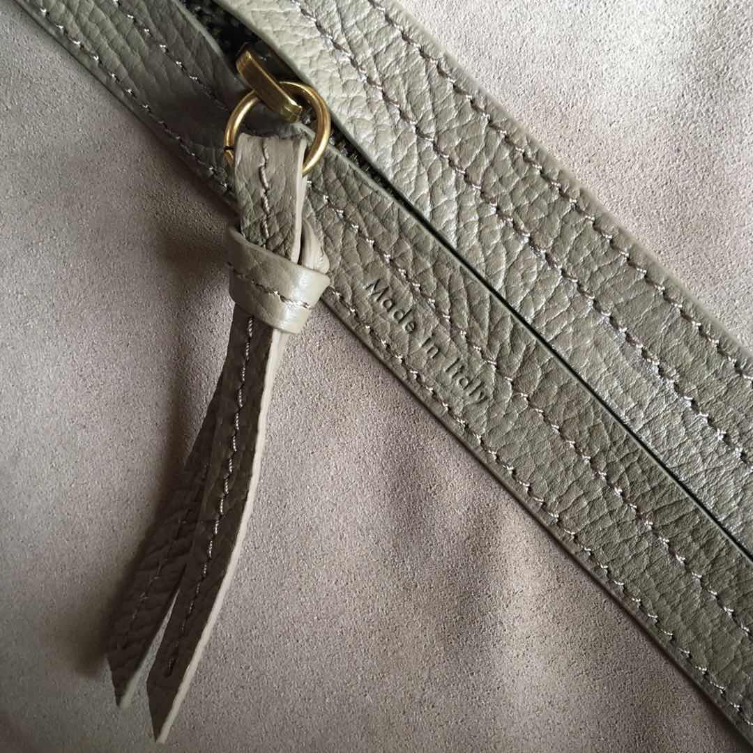 Celine Luggage Phantom Tote Bag Calfskin Leather CT3372 Grey Celine Luggage Phantom Tote Bag Calfskin Leather CT3372 Grey