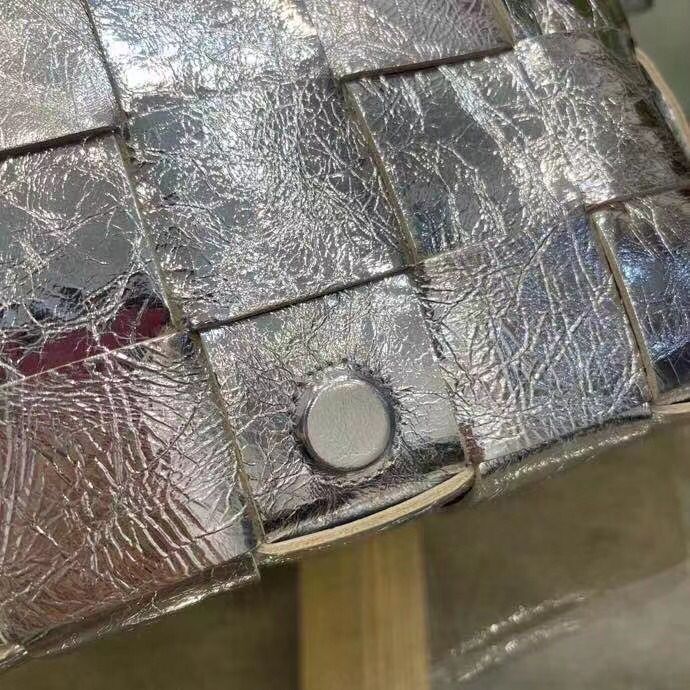 Bottega Veneta CASSETTE Original Leather 666870 Silver Bottega Veneta CASSETTE Original Leather 666870 Silver