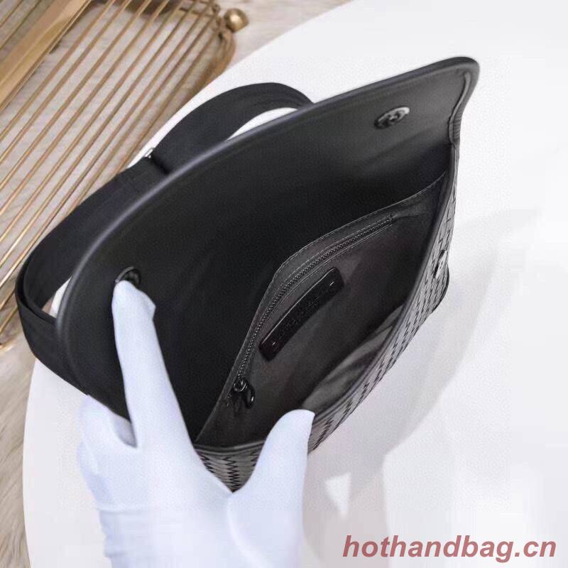 Bottega Veneta Original Leather Mens Chest Bag 6801-4 Black Bottega Veneta Original Leather Mens Chest Bag 6801-4 Black