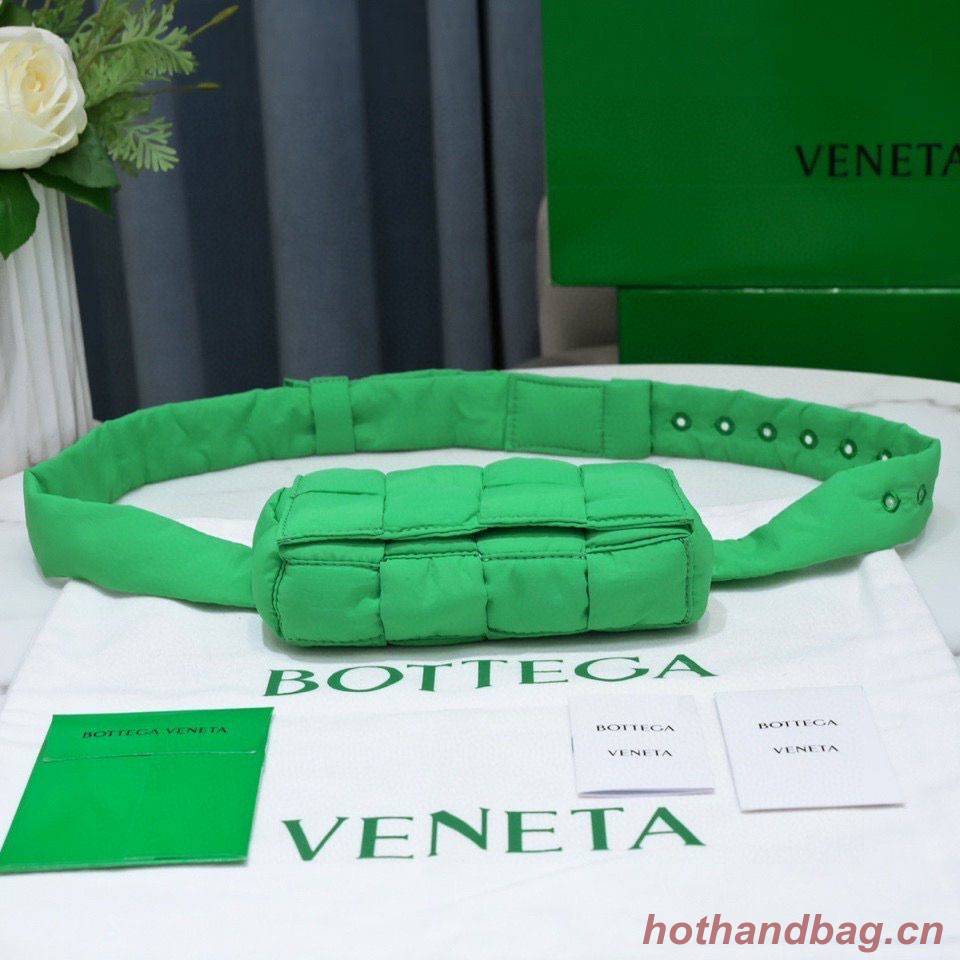 Bottega Veneta CASSETTE Mini Nylon belt bag 8952 Green Bottega Veneta CASSETTE Mini Nylon belt bag 8952 Green