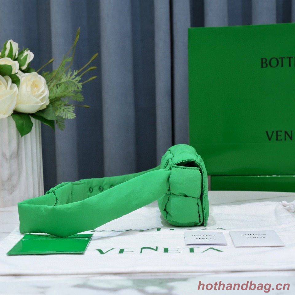 Bottega Veneta CASSETTE Mini Nylon belt bag 8952 Green Bottega Veneta CASSETTE Mini Nylon belt bag 8952 Green