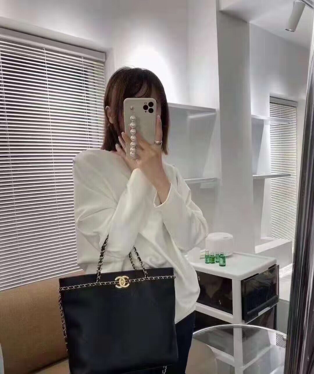 Chanel Original Leather Vintage Tote Shopping Bag AS2374 Black Chanel Original Leather Vintage Tote Shopping Bag AS2374 Black