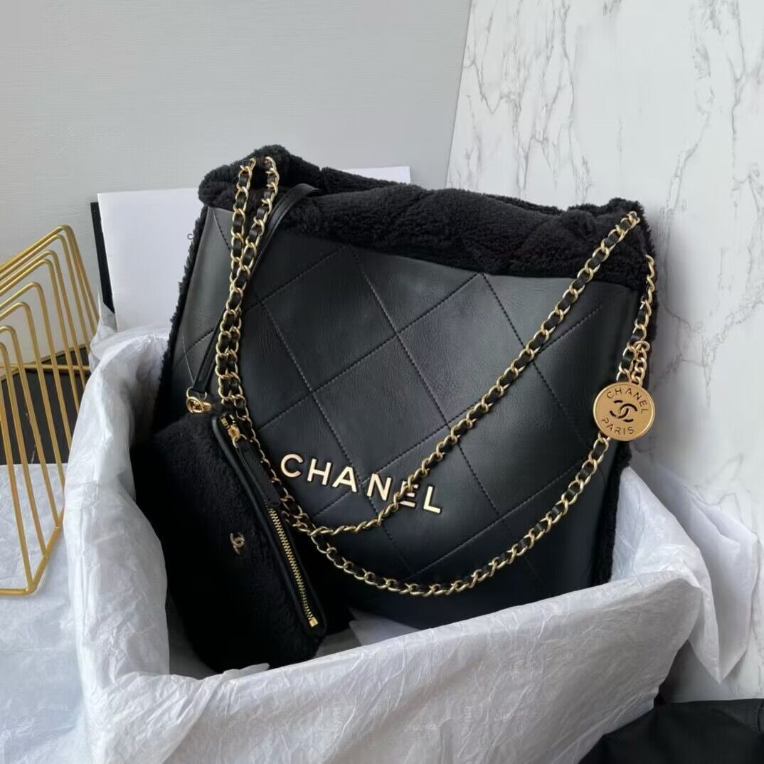 CHANEL 22 HANDBAG Sheepskin & Gold-Tone Metal AS3260 Black CHANEL 22 HANDBAG Sheepskin & Gold-Tone Metal AS3260 Black