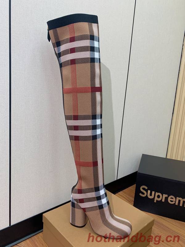 Burberry Shoes BBS00037