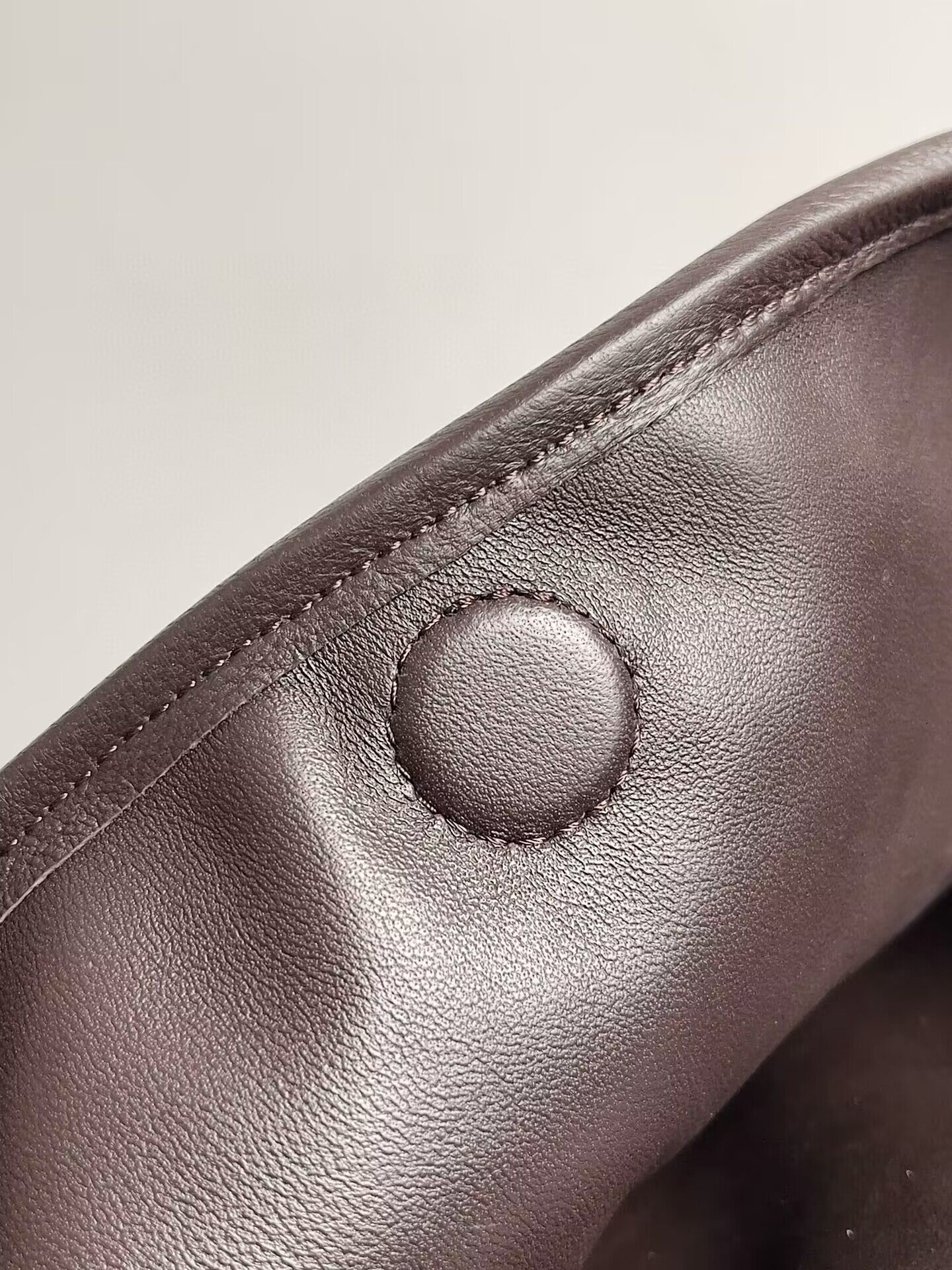 Bottega Veneta Large Hop 763970 dark brown Bottega Veneta Large Hop 763970 dark brown