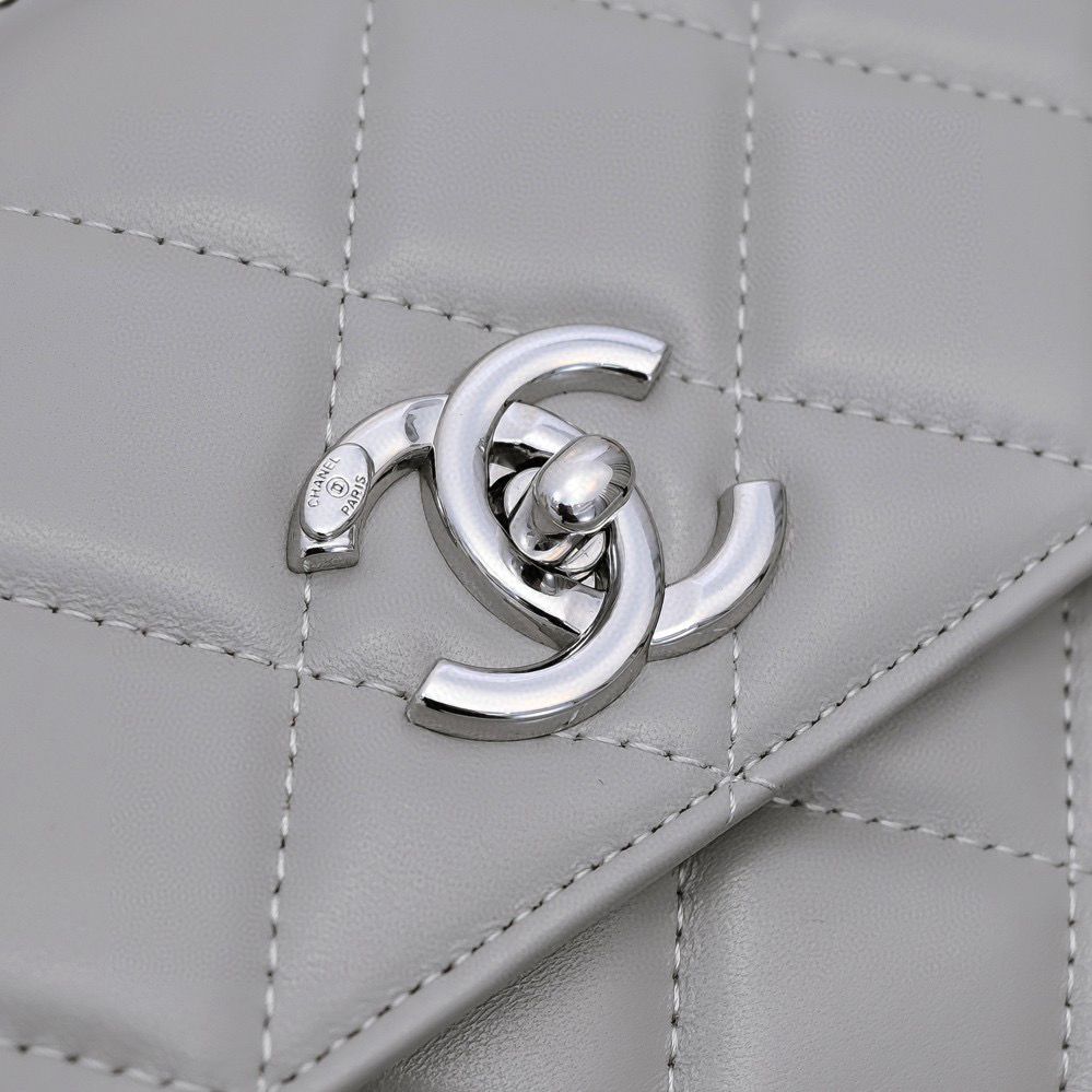 Chanel FLAP BAG WITH TOP HANDLE AS92236 gray Chanel FLAP BAG WITH TOP HANDLE AS92236 gray