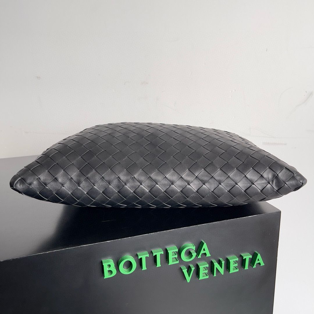 Bottega Veneta Medium Hop Original Leather Bag 763966 Black Bottega Veneta Medium Hop Original Leather Bag 763966 Black