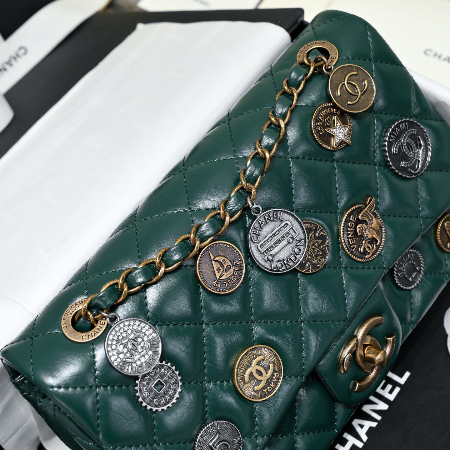 Chanel 2.55 Series Flap Bag Original Sheepskin Leather 92674 Dark Green Bronze-Tone Chanel 2.55 Series Flap Bag Original Sheepskin Leather 92674 Dark Green Bronze-Tone