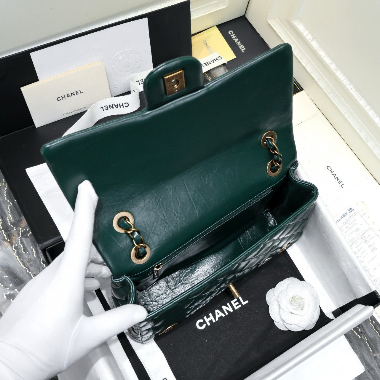 Chanel 2.55 Series Flap Bag Original Sheepskin Leather 92674 Dark Green Bronze-Tone Chanel 2.55 Series Flap Bag Original Sheepskin Leather 92674 Dark Green Bronze-Tone