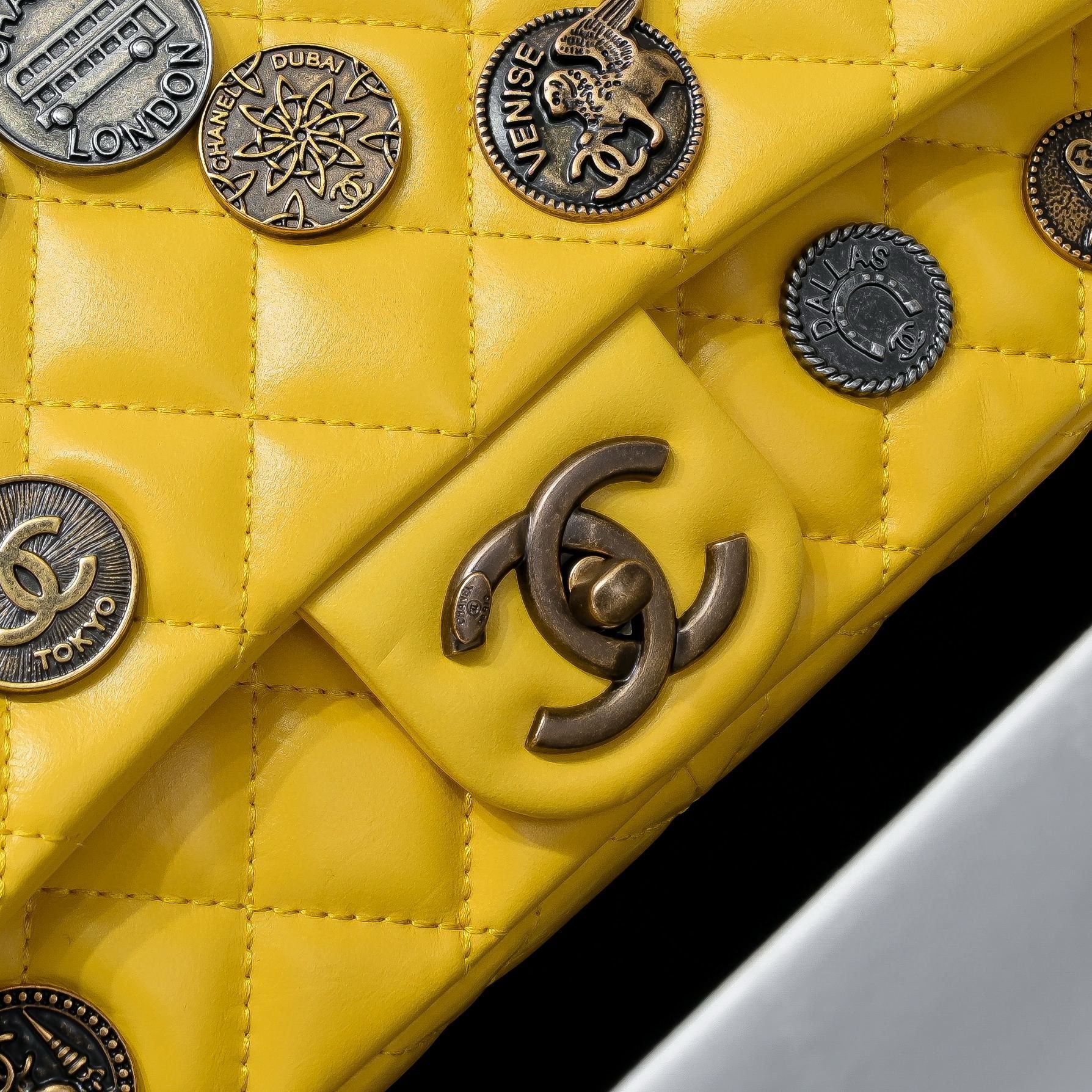 Chanel 2.55 Series Flap Bag Original Sheepskin Leather 92674 Yellow Bronze-Tone Chanel 2.55 Series Flap Bag Original Sheepskin Leather 92674 Yellow Bronze-Tone