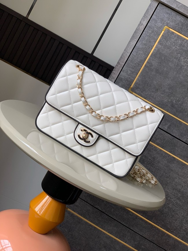 CHANEL FLAP BAG Lambskin AS5150 White