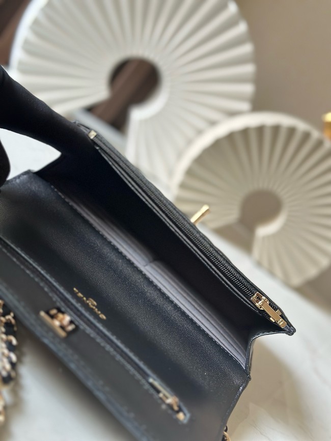 Chanel MINI CLASSIC HANDBAG 66051 black