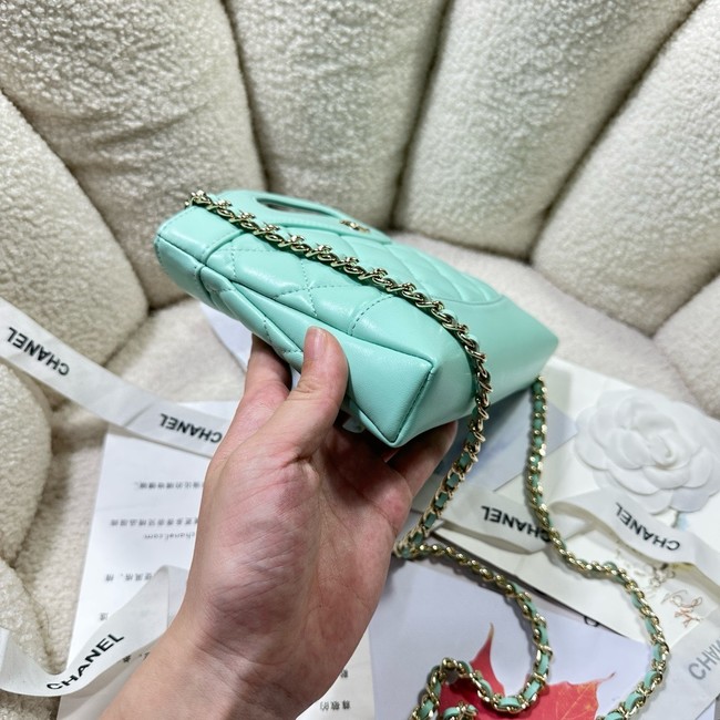 Chanel CLUTCH WITH CHAIN AP3656 light green