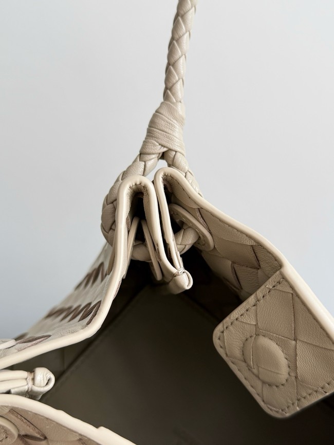 Bottega Veneta Small Parachute 796569 Ecru