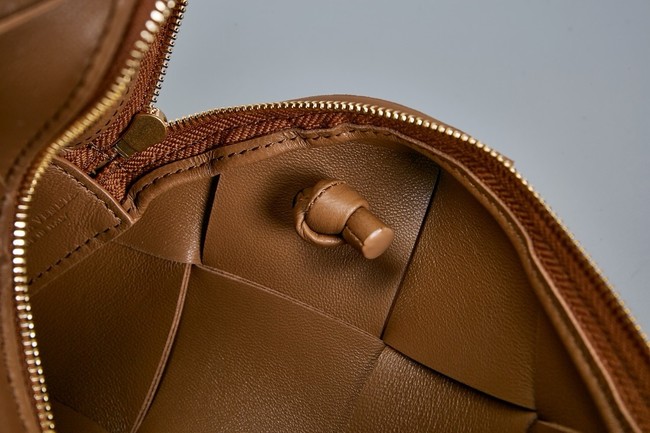 Bottega Veneta Intrecciato Concert Pouch D794258 brown