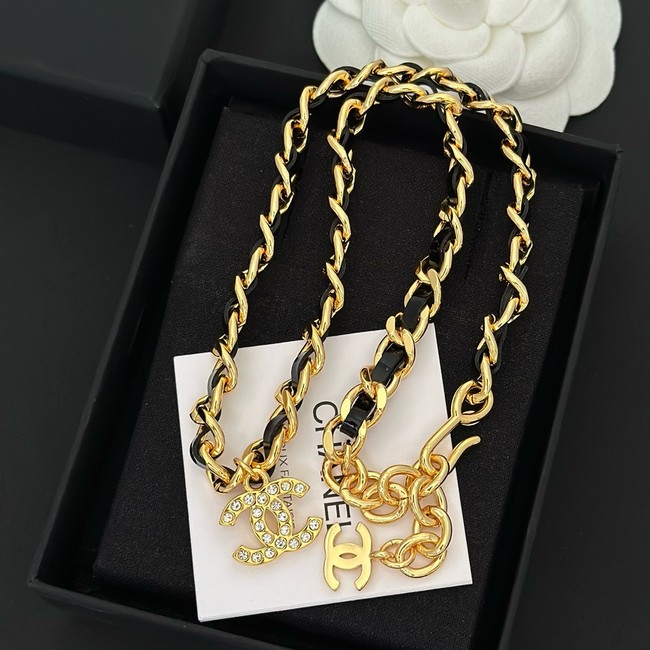 Chanel necklace CE81583