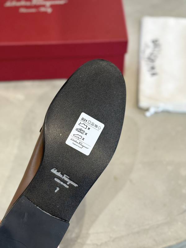 Ferragamo Shoes FMS00099