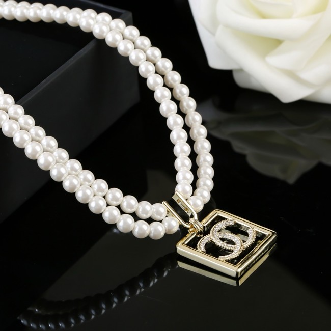 Chanel necklace CE81670