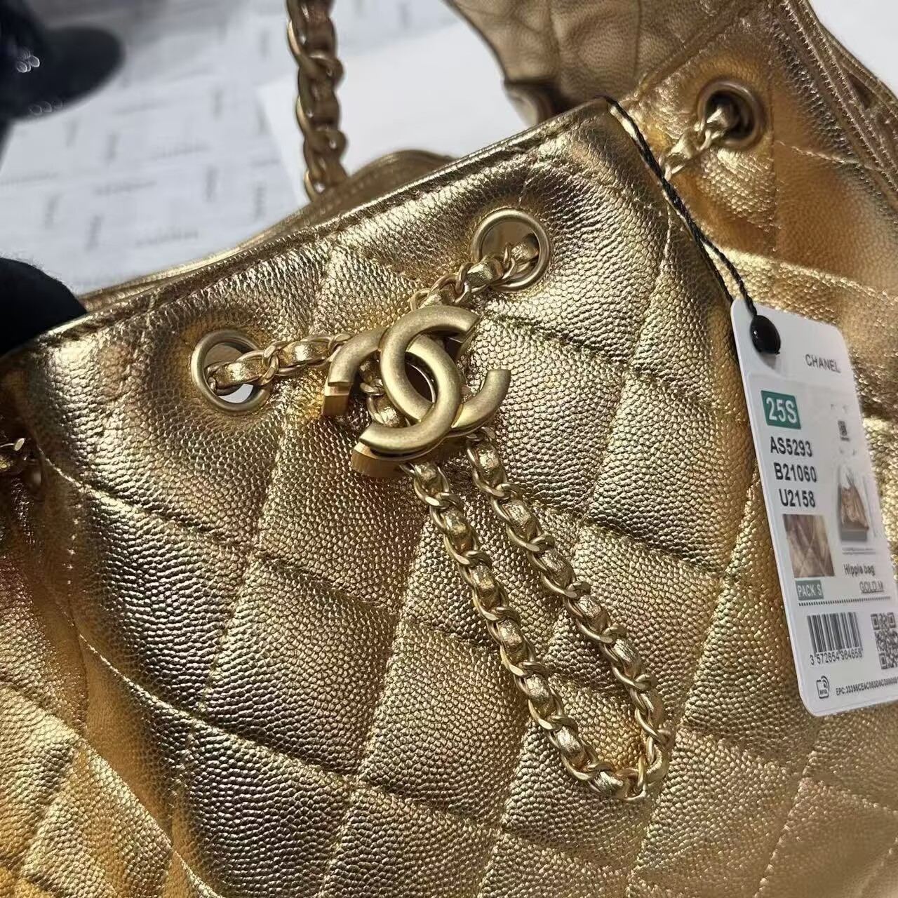 CHANEL 25 SMALL HANDBAG AS5293 New Gold