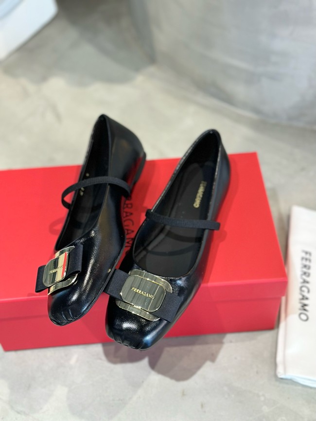Ferragamo Flat shoes 21039-2
