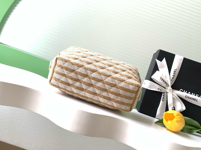 CHANEL Zipped Case AP4990 Beige & Light Beige