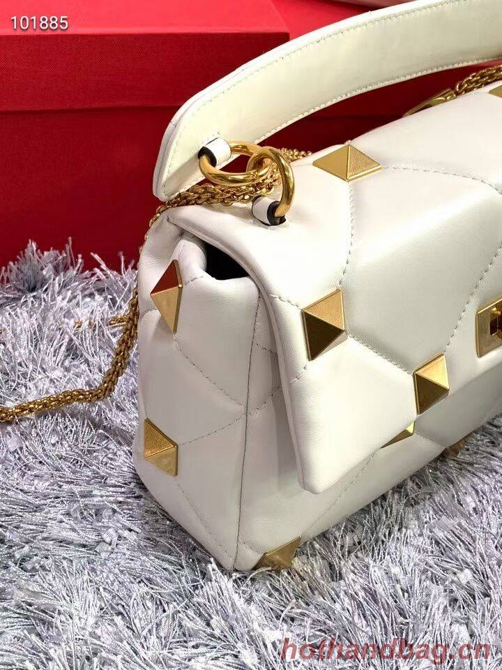 Valentino medium Garavani Roman Stud V2060 white Valentino medium Garavani Roman Stud V2060 white