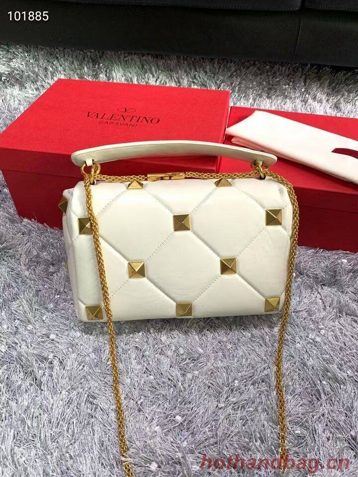 Valentino medium Garavani Roman Stud V2060 white Valentino medium Garavani Roman Stud V2060 white