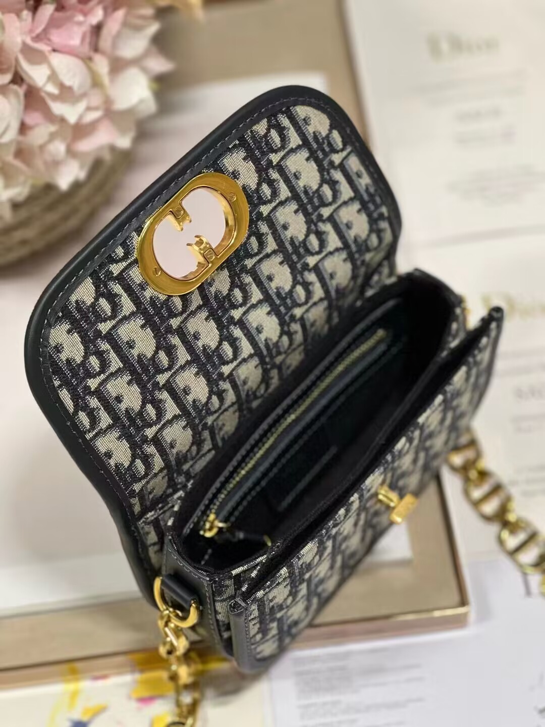 DIOR SMALL 30 MONTAIGNE AVENUE BAG Blue Dior Oblique Jacquard M9261UT DIOR SMALL 30 MONTAIGNE AVENUE BAG Blue Dior Oblique Jacquard M9261UT