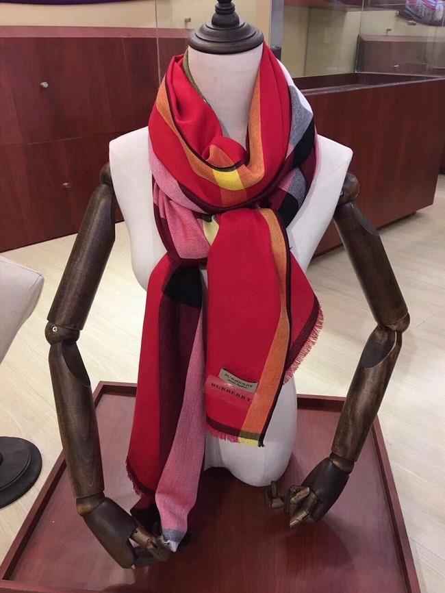 Burberry Shawl Wool Silk and Cotton KY189