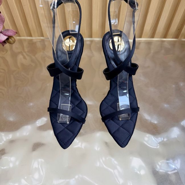 Saint Laurent in satin crepe and rhinestones Heel 10CM 69014-5 Saint Laurent in satin crepe and rhinestones Heel 10CM 69014-5