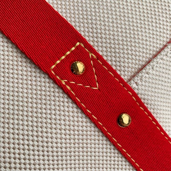 Louis Vuitton Voyageur M28509 Lighthouse Red