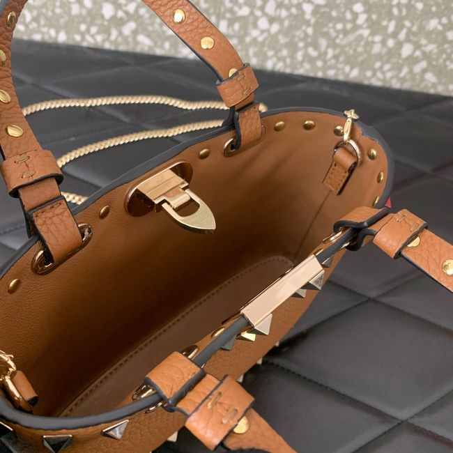 VALENTINO ROCKSTUD mini grained calfskin bag SHI16 camel