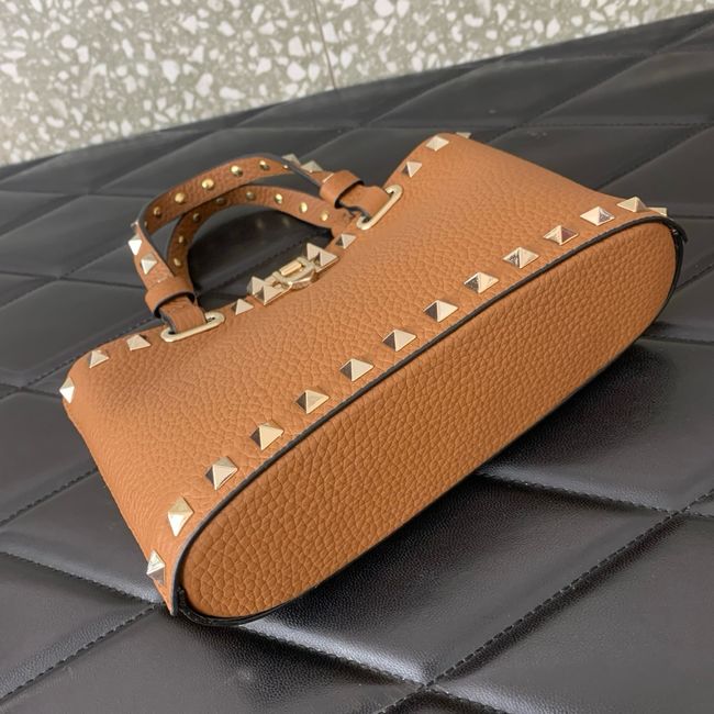 VALENTINO ROCKSTUD mini grained calfskin bag SHI16 camel