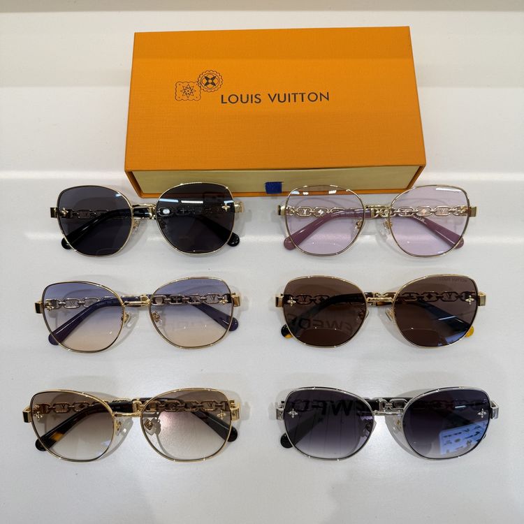 Louis Vuitton Sunglasses LVS00013-1