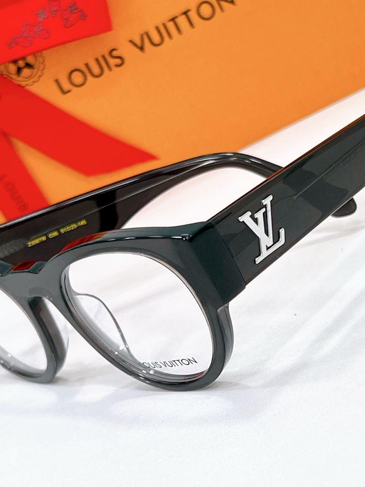 Louis Vuitton Sunglasses LVS00017-1