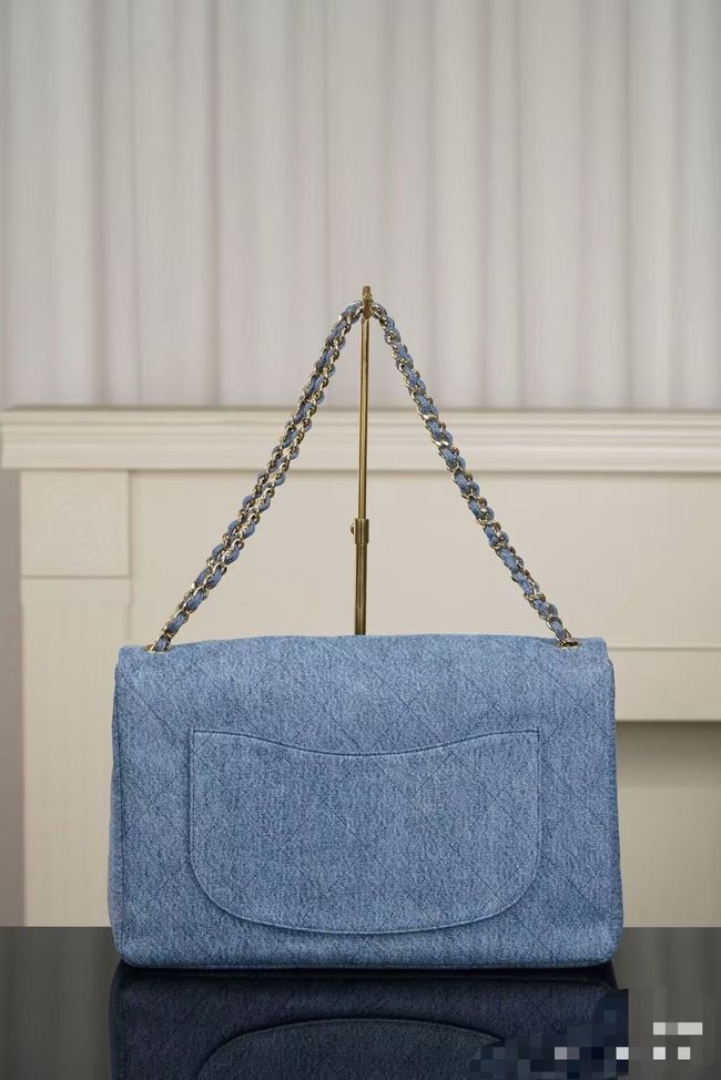 Chanel Maxi Flapbag Denim AS5640 Blue