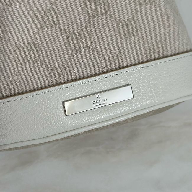 Gucci Mini bucket bag with Gucci plaque 875802 Ivory