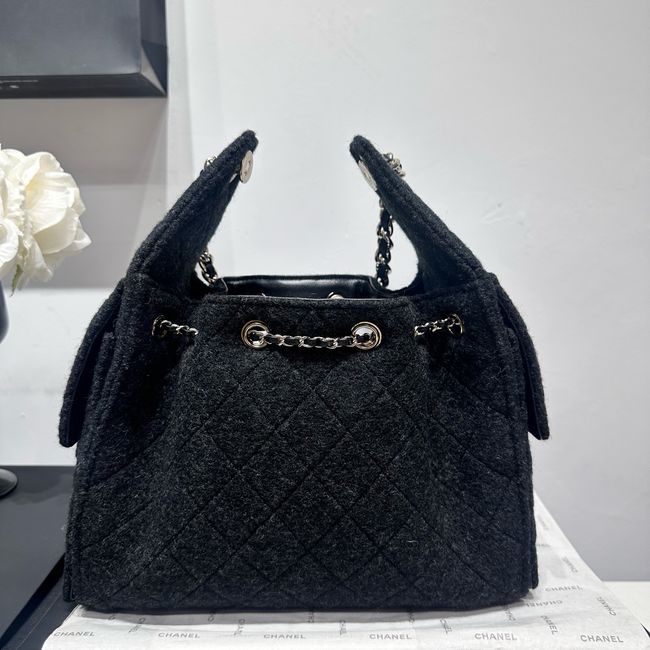 CHANEL 25 SMALL HANDBAG Felt AS5293 Dark Gray