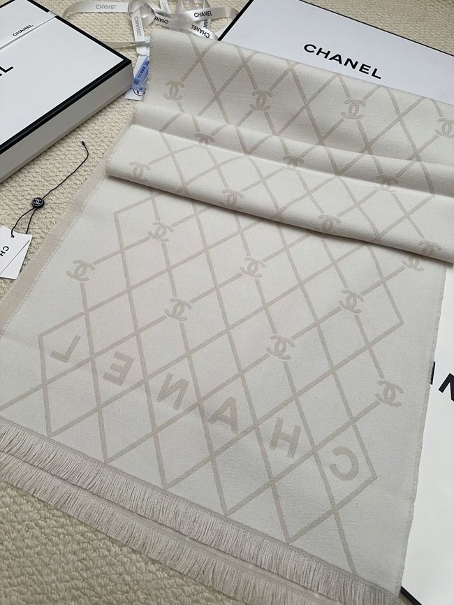Chanel cashmere scarf B25978-3