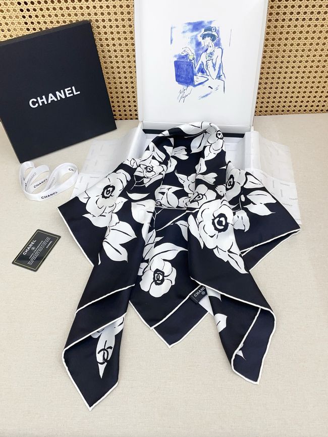 Chanel silk scarf B25987-2