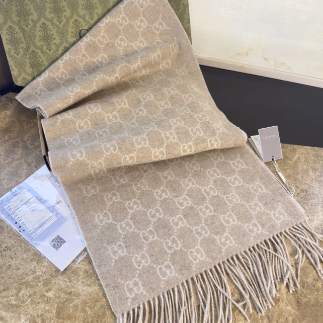 Gucci cashmere scarf 873731-1
