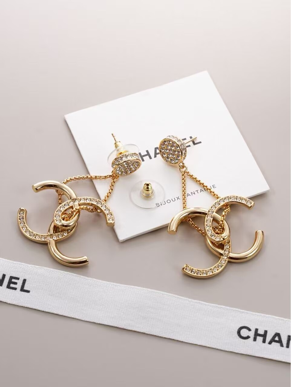 Chanel Earrings CE703145 Gold