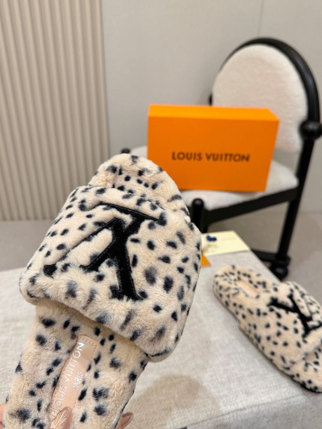 Louis Vuitton Mule 65280-1