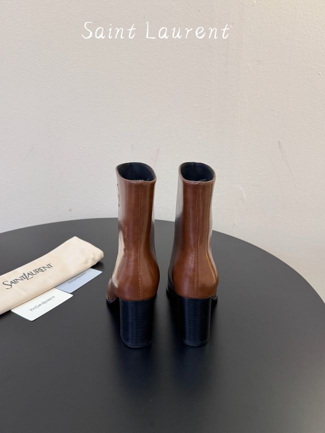 Saint Laurent boots in smooth leather 65282-1