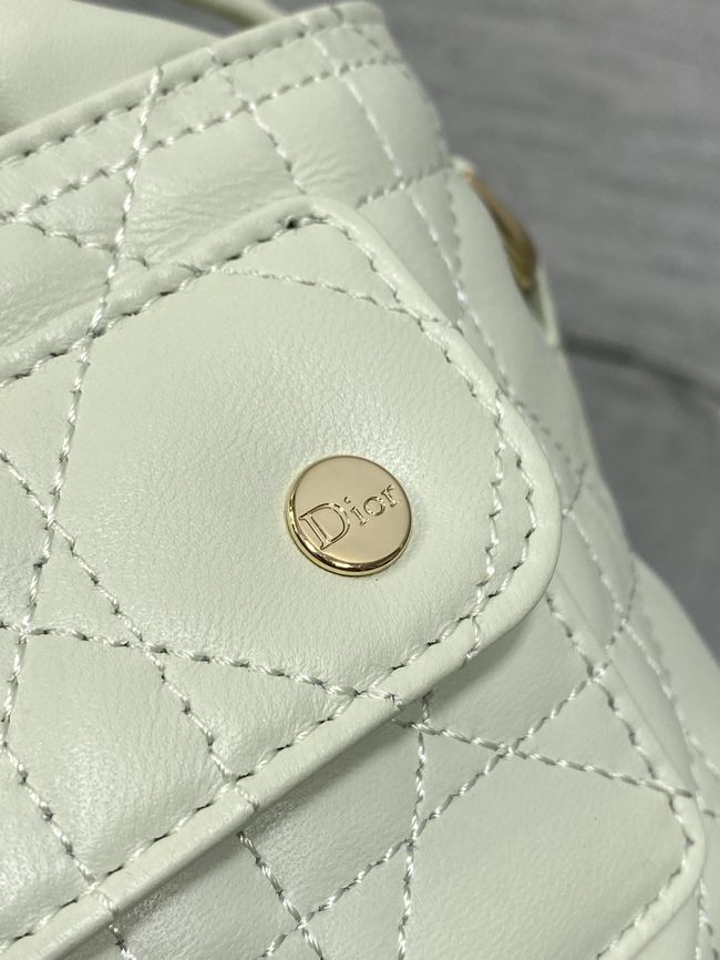 Dior Adiorable Mini Bucket Bag Cannage Lambskin S2426 Cream Dior Adiorable Mini Bucket Bag Cannage Lambskin S2426 Cream