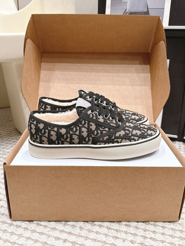 Walk Dior Sneaker Oblique Embroidered Mesh KCK537-3